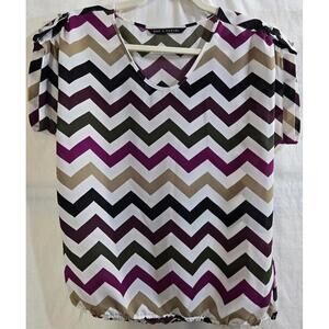 Zac & Rachel Chevron Pattern Short Sleeve Blouse Size S